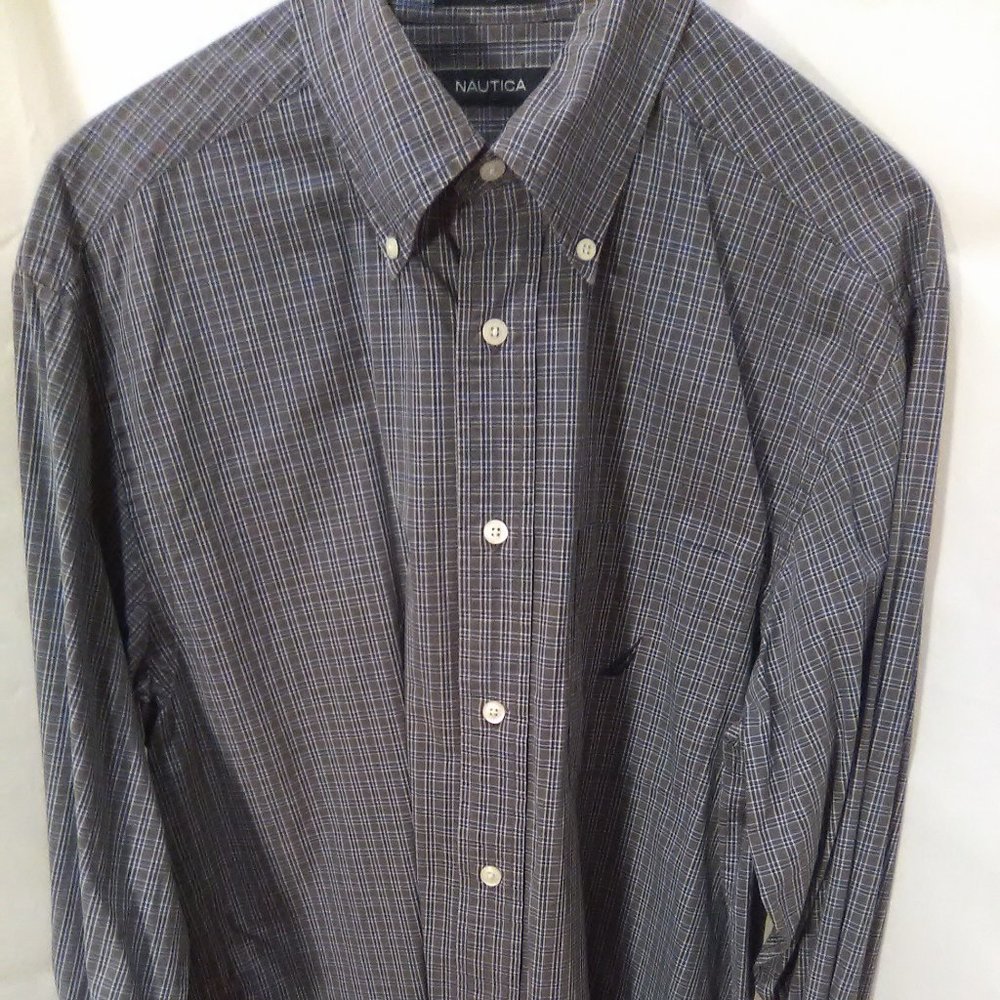 Nautica Men's Long Sleeve Button Down Shirt Color Blue/Gray Size Medium
